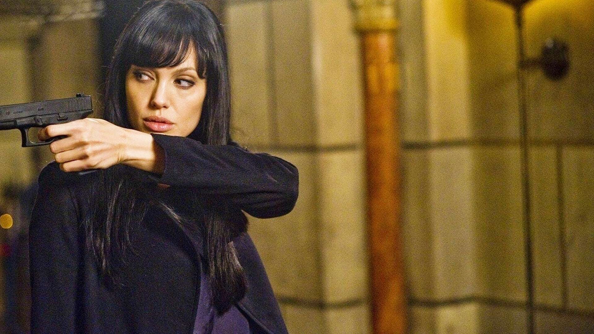 Career, Uninterrupted: Salt (2010) - Midwest Film Journal